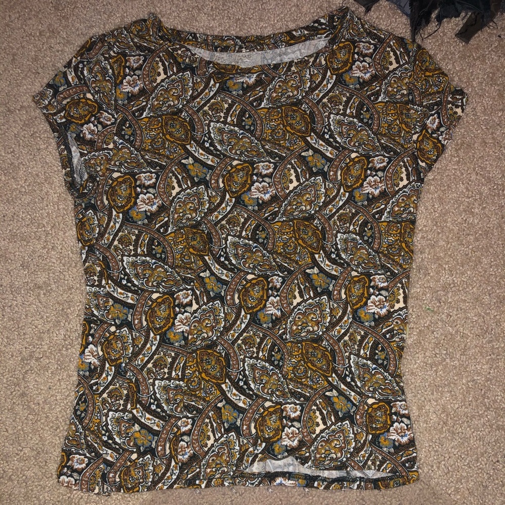 AMERICAN EAGLE T SHIRT